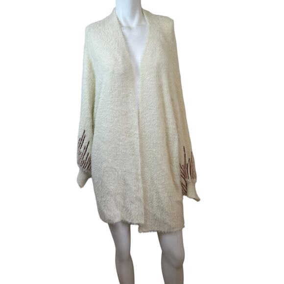 Rain + Rose Cream Soft Open Puff Sleeve with Sequin Cardigan sz L $122 orig NWT - Picture 4 of 11